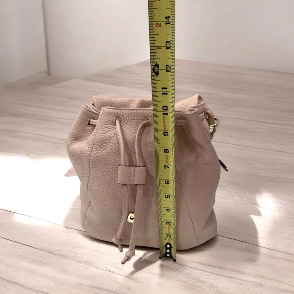 G.I.L.I Blush Pink Leather Convertible Backpack